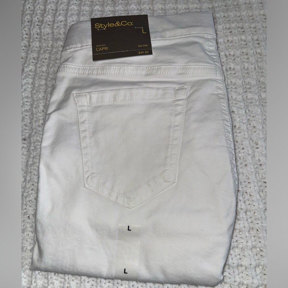 Women’s Capri Jeggings, Style & Co, Size L Brand new